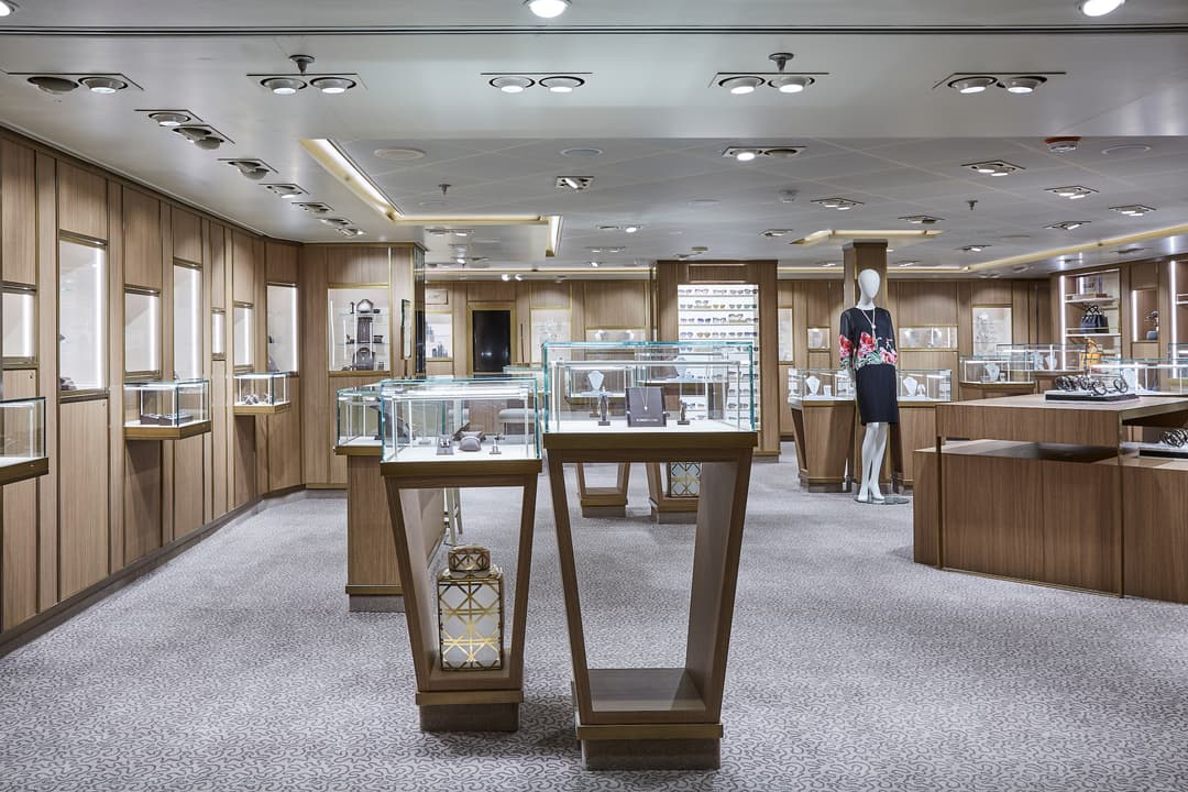 Silversea Silver Muse Boutique Entertainment 1