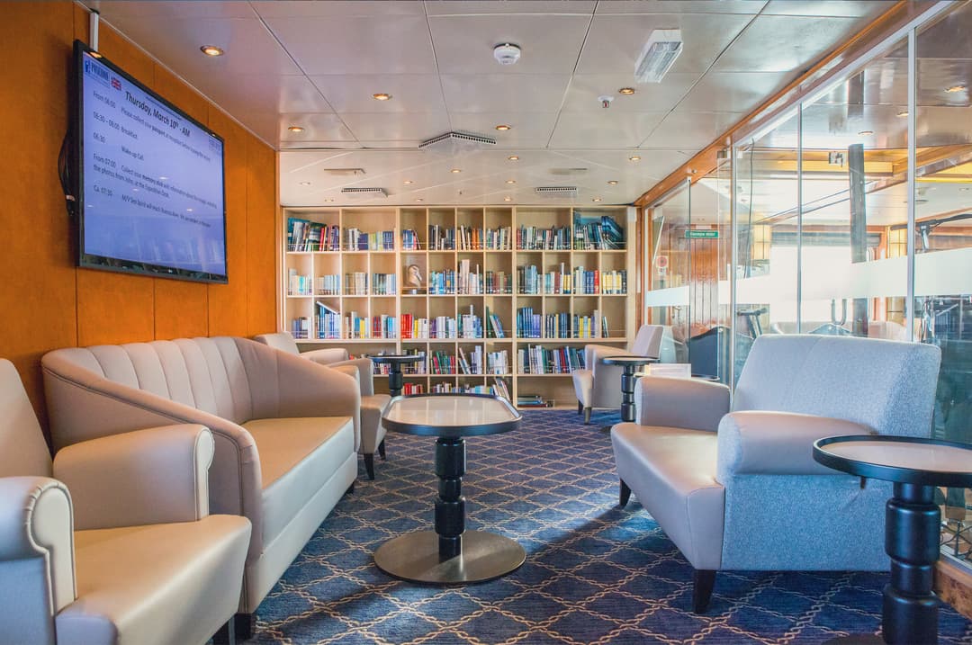 Poseidon Expeditions Sea Spirit Library 0