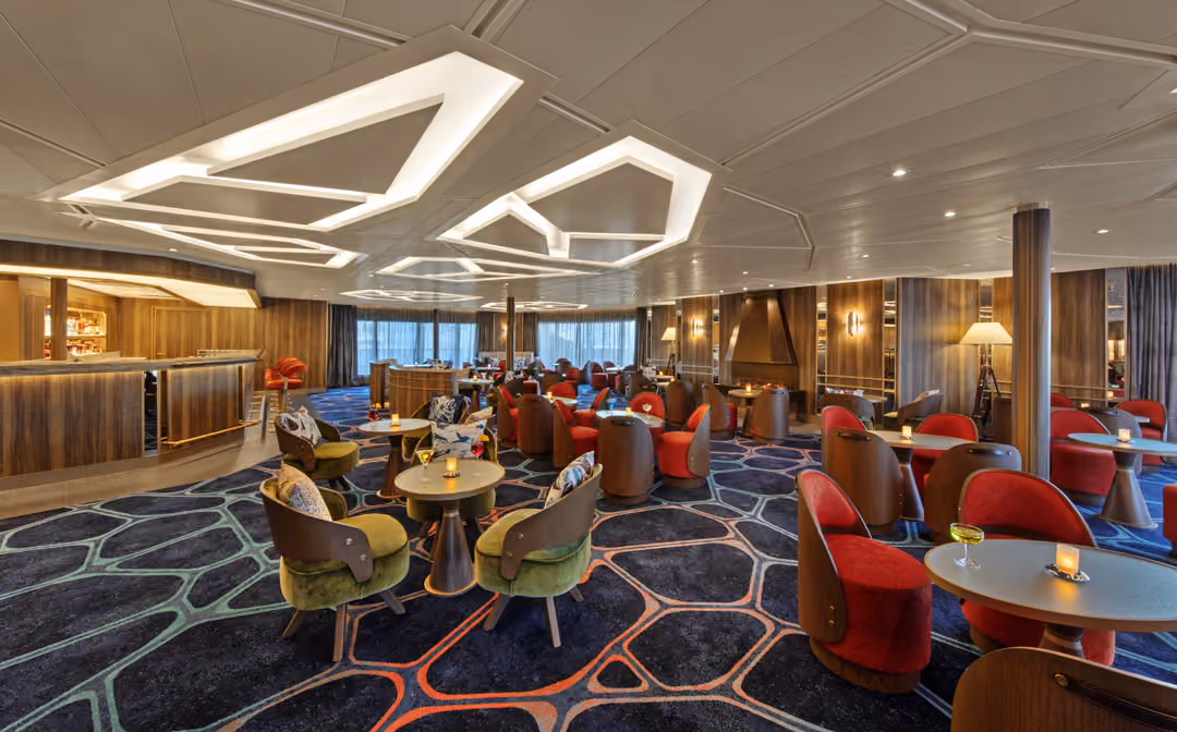 Seabourn Seabourn Venture The Club