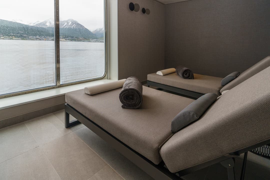 Qe Ultramarine Spa Sauna 7