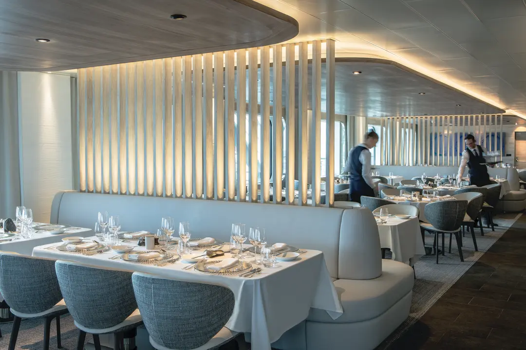 Le Commandant Charcot Gastronomy Dining ©Ponant Gilles Trillard