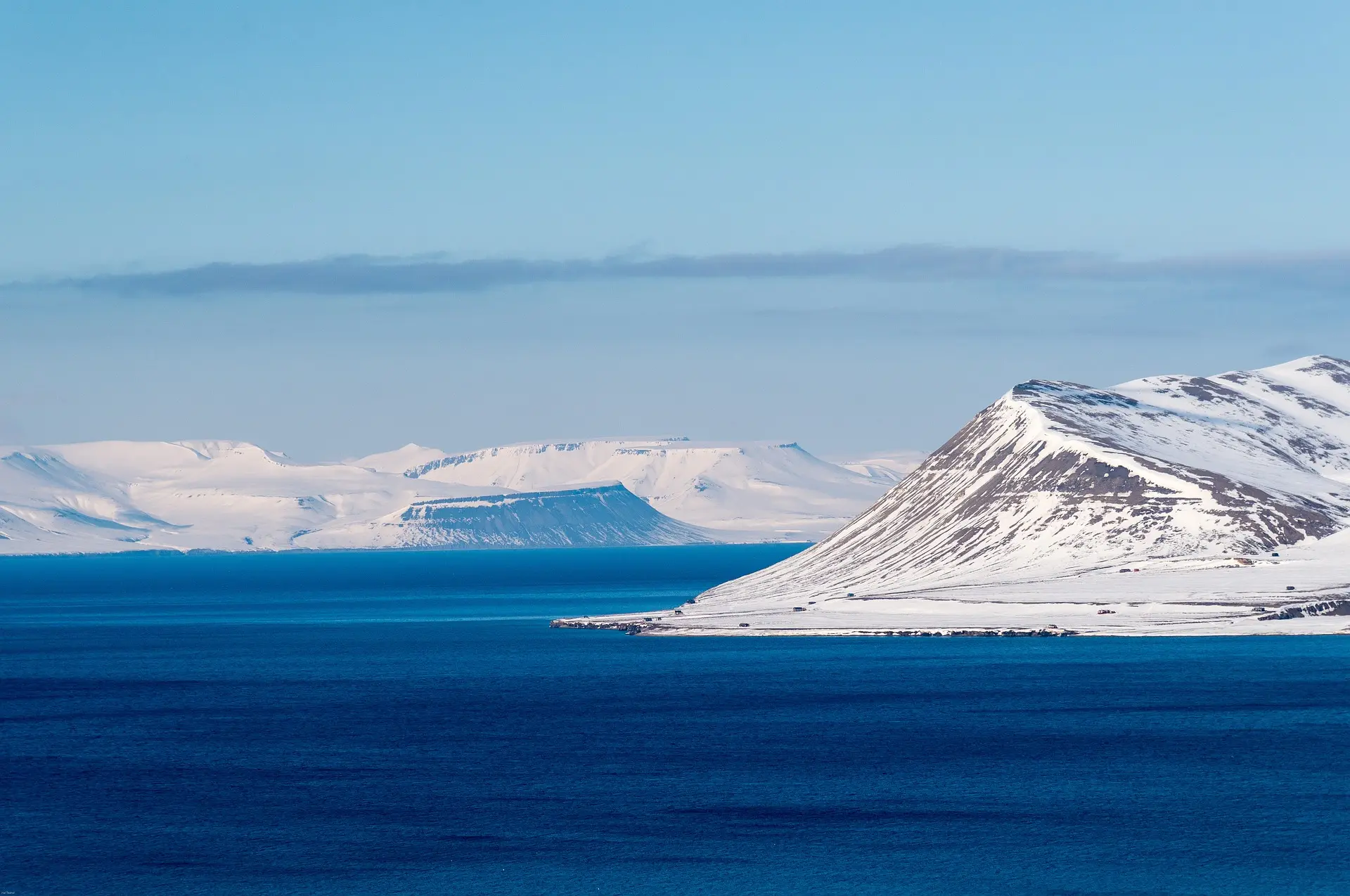 Circumnavigating Svalbard - The Ultimate Expedition (with Overnight in Oslo)