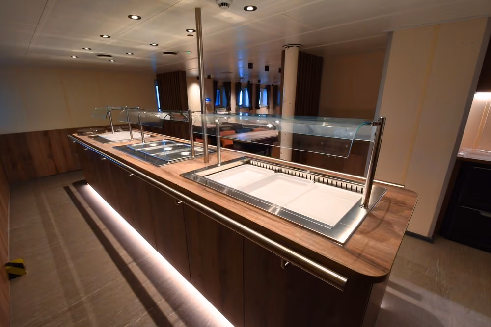 Oceanwide Expeditions Ortelius Dining Room - Copyright Oceanwide Expeditions 3.jpeg