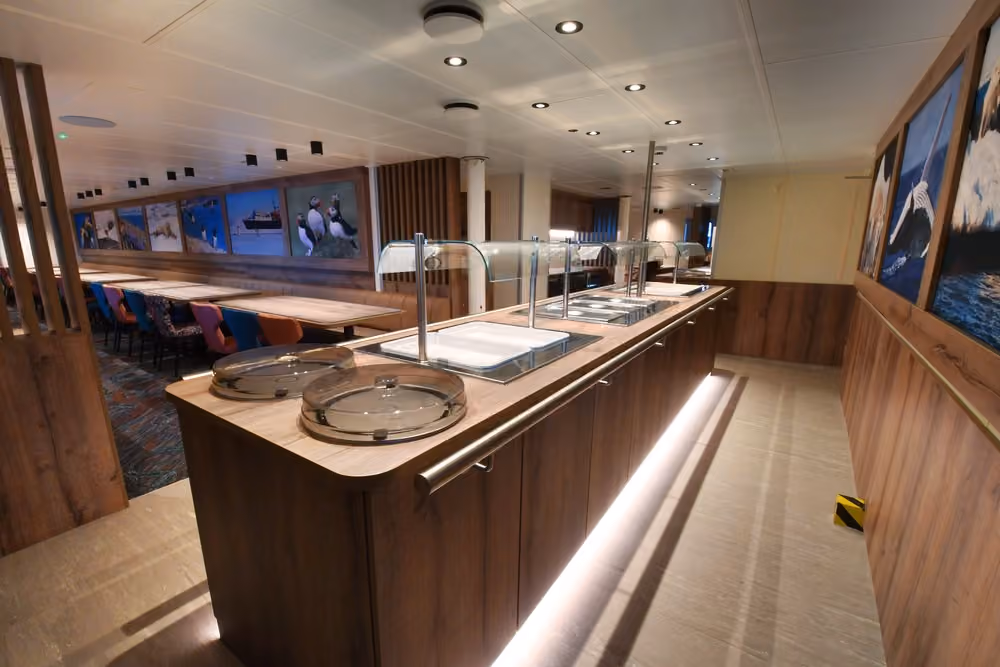 Oceanwide Expeditions Ortelius Dining Room - Copyright Oceanwide Expeditions 4.jpeg