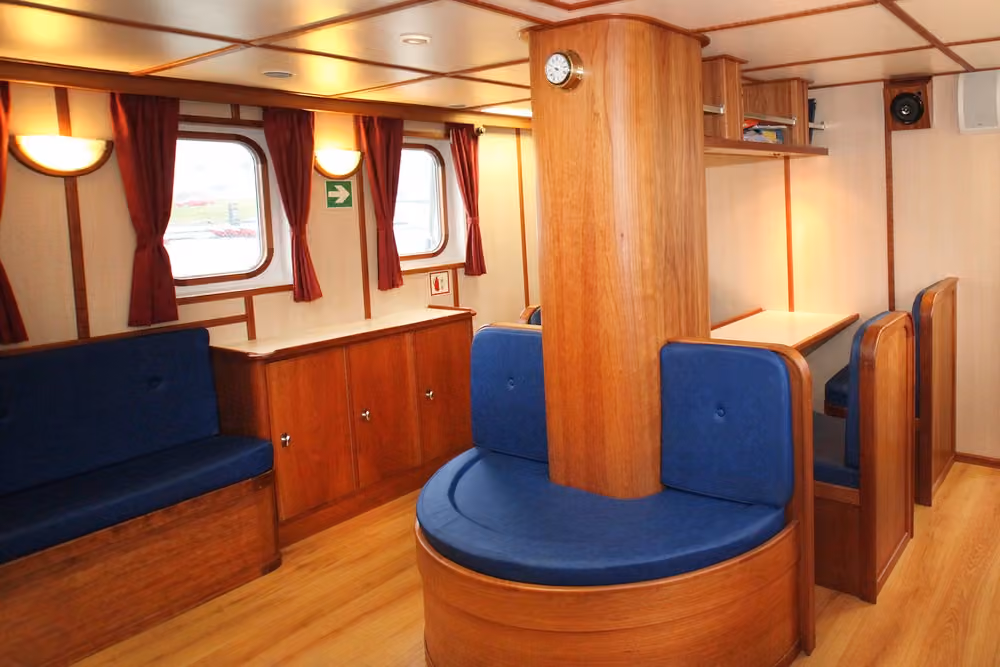 Oceanwide Expeditions reading area_Rembrandt van Rijn_Monica Salmang.jpeg