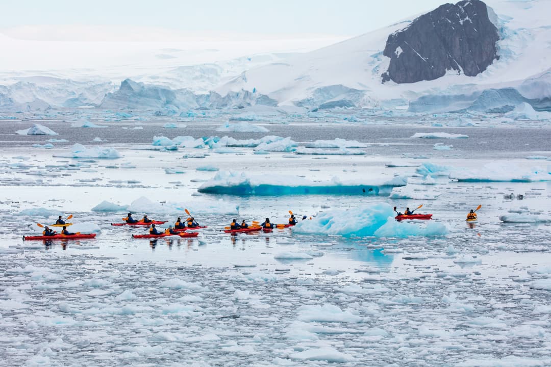 Poseidon Expeditions, Sea Spirit, Kayaking 3, ©Holger Leue