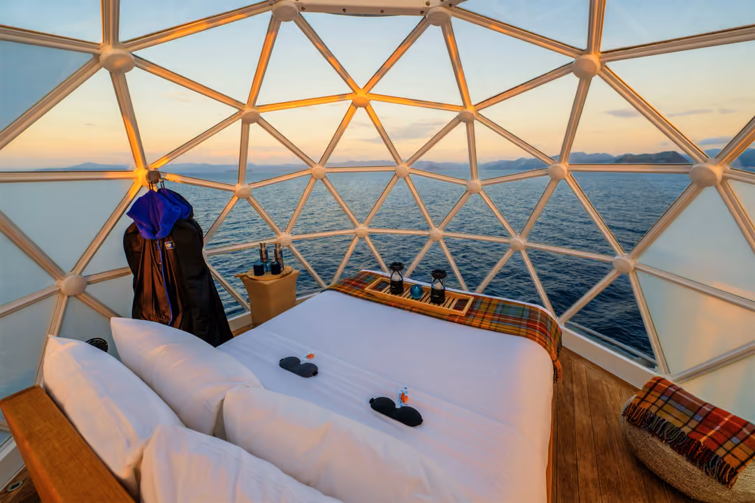 Ng Le Ng Resolution Igloos Infinity Pools ©Lindblad Expeditions David Vargas 3