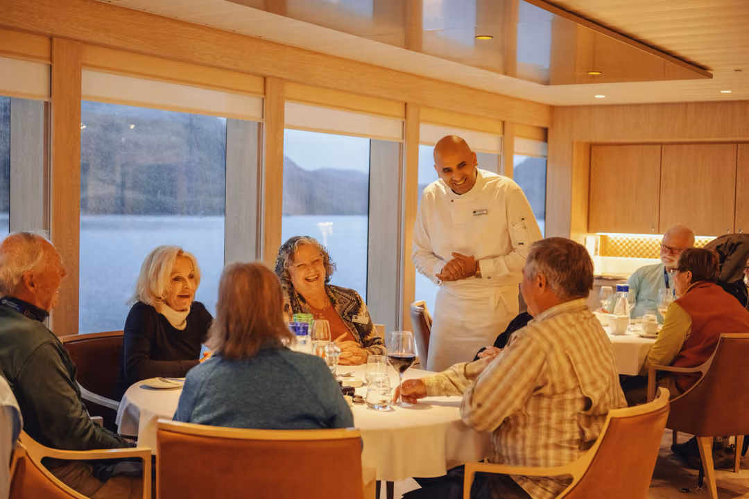 Ng Le Ng Resolution 270° Restaurant 1 ©Lindblad Expeditions David Vargas