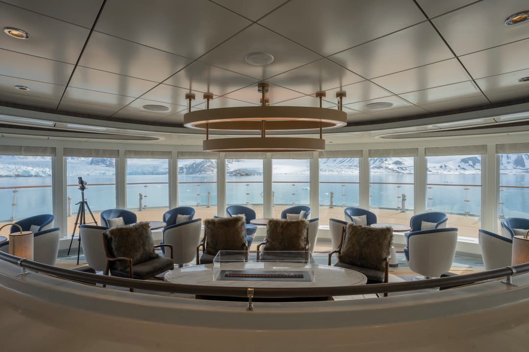 Polar Latitides Ocean Albatros Observation Lounge 2