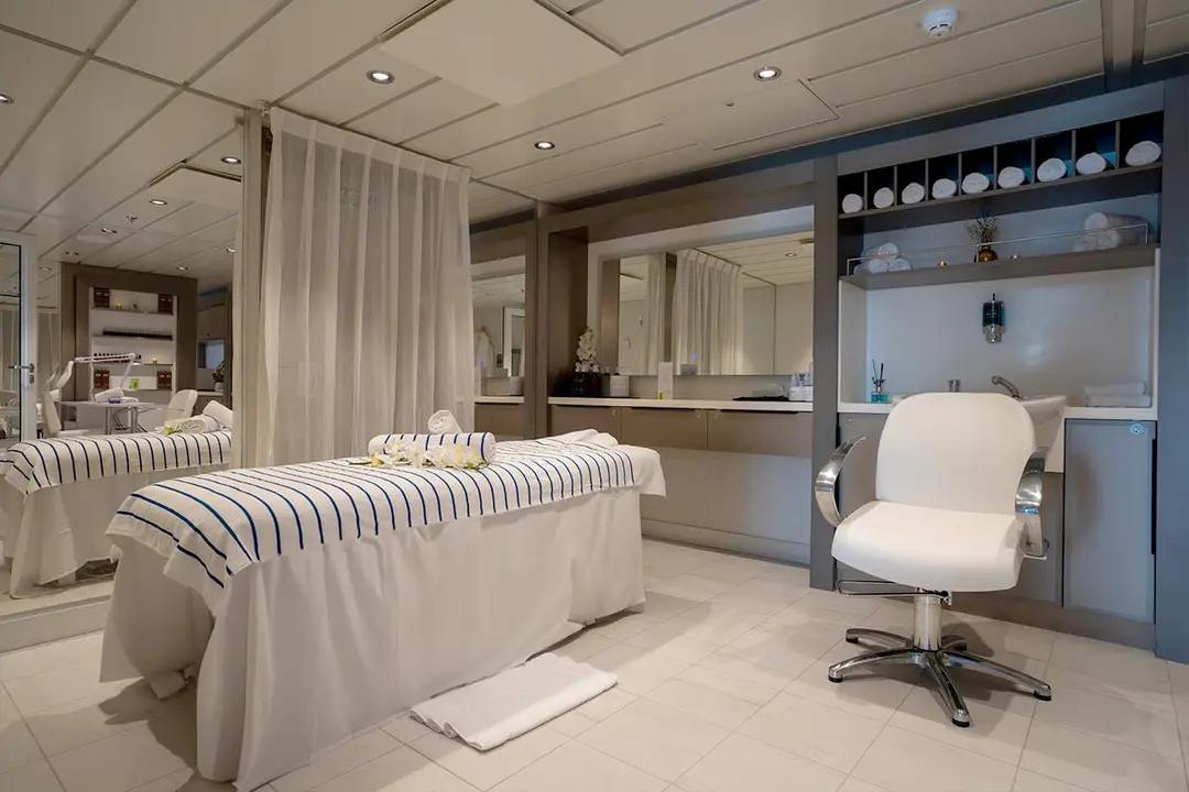Polar Latitudes Expeditions Ocean Albatros Spa
