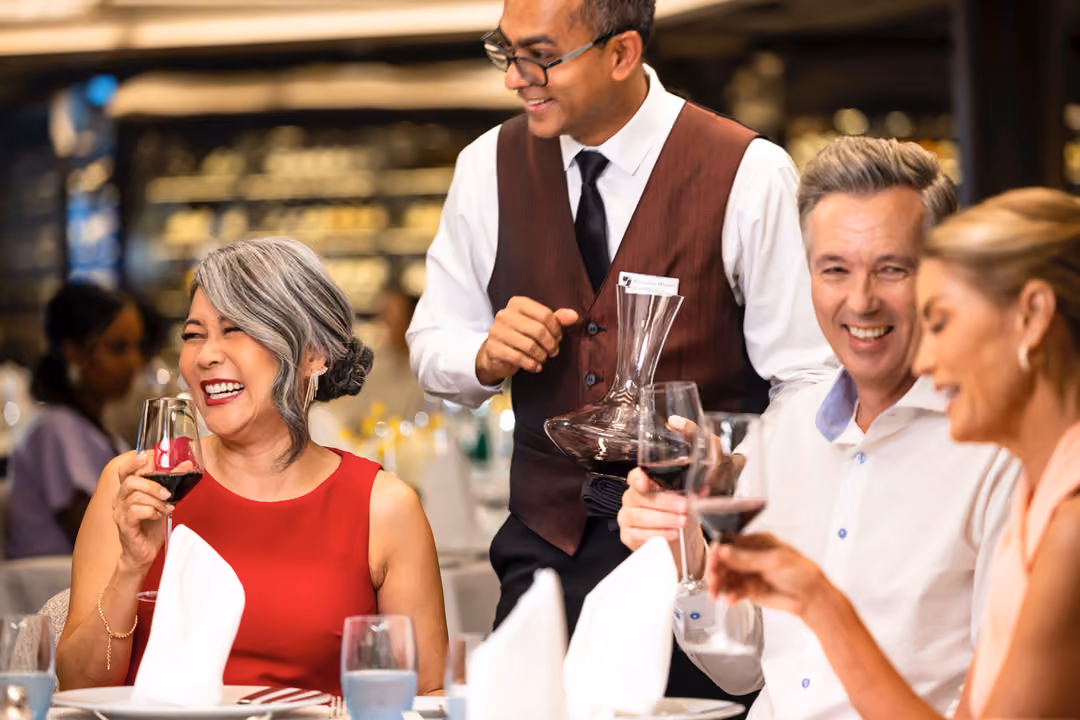 Seabourn Venture The Restaurant Lifestyle 2 ©Scott Martin