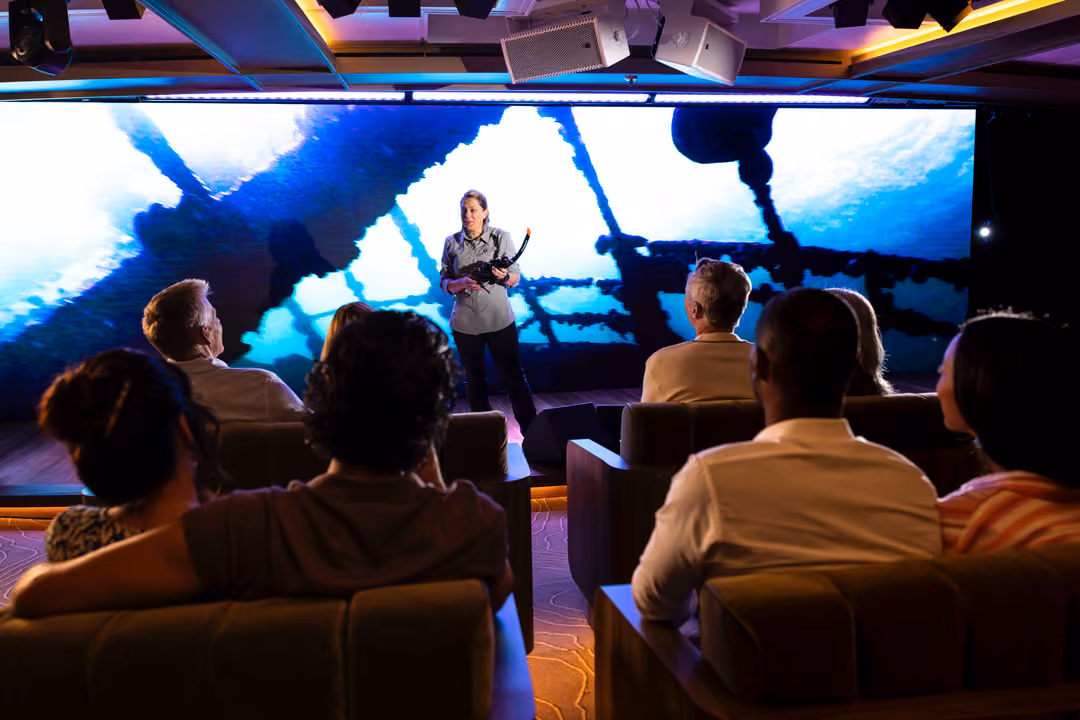 Seabourn Venture Discovery Centre ©Scott Martin 2