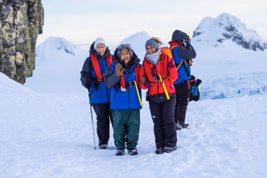 Ae Expeditions Passengers, Half Moon Island, Antarctica ©Adrian Wlodarczyk