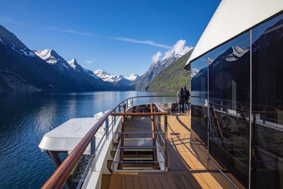 Atlas Ocean Voyages World Voyager Water's Edge ©Atlas Ocean Voyages