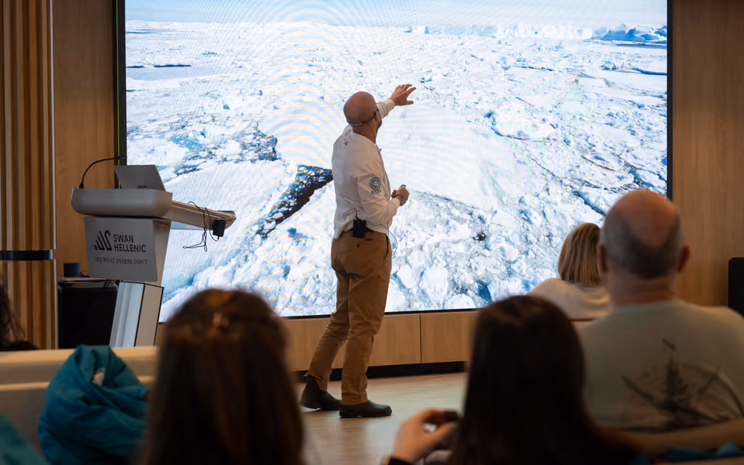 Swan Hellenic Lectures Onboard ©Linn Hottgenroth