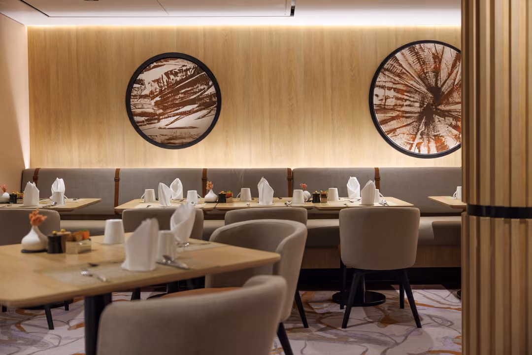 Sh Diana The Swan Restaurant ©Swan Hellenic 1