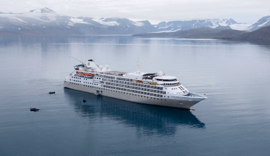 Silversea Cruises Silver Cloud Norway Exterior Cropped ©Silversea Cruises Ltd