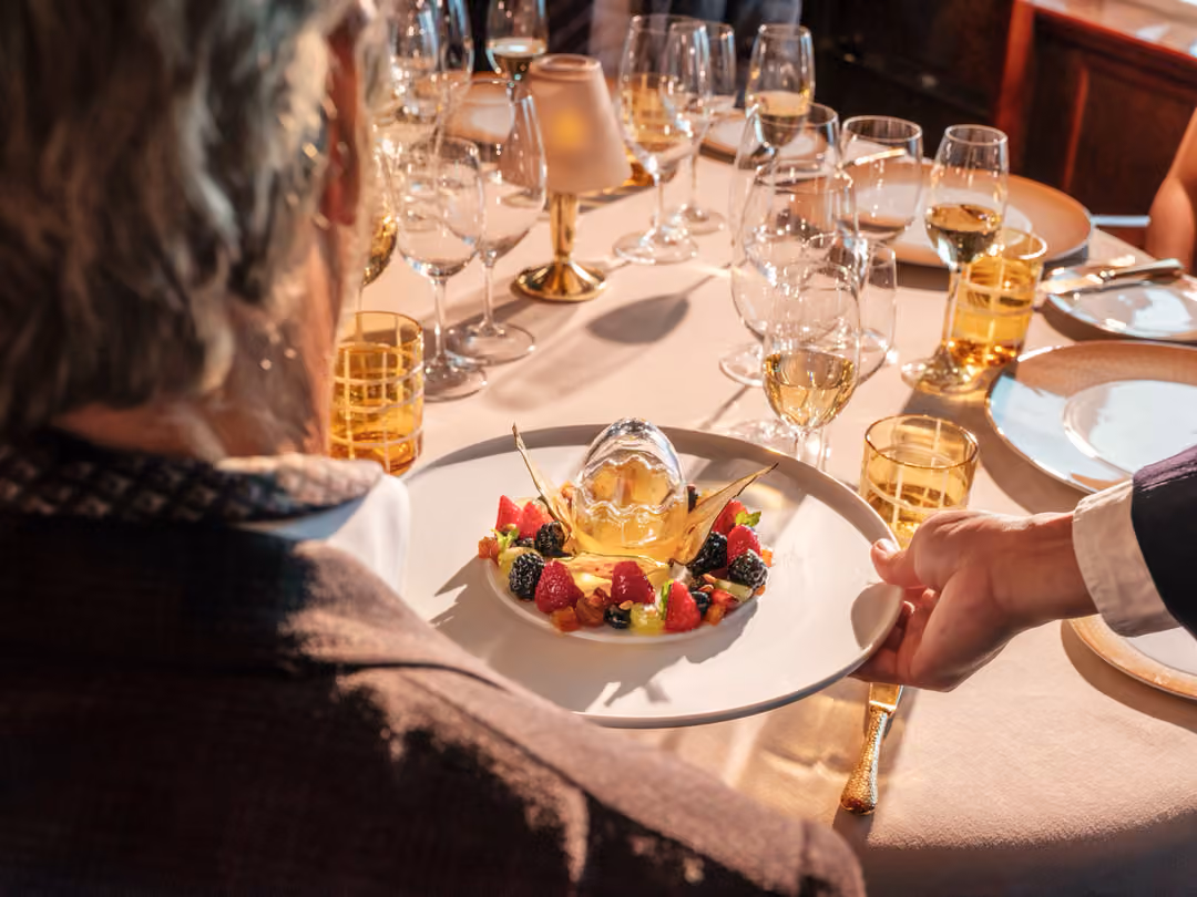 Silversea Cruises Silver Cloud La Dame 3 ©Silversea Cruises Ltd
