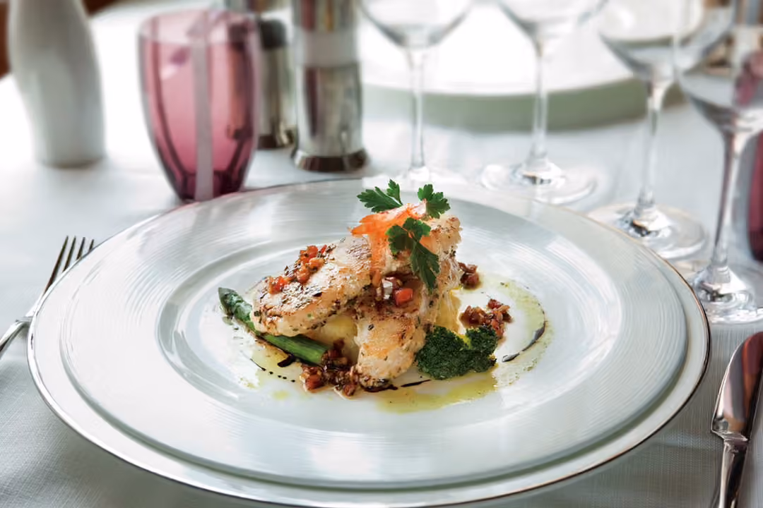 Silversea Cruises Silver Cloud The Restaurant 5 ©Silversea Cruises Ltd