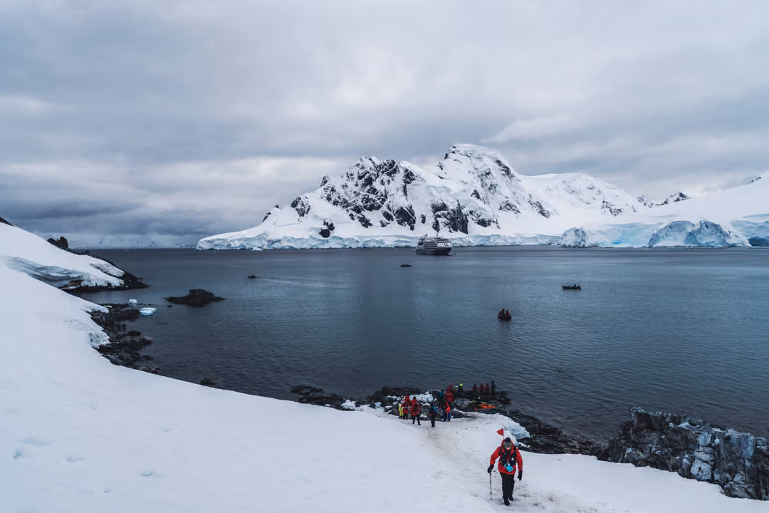 Silversea Cruises Silver Cloud Antarctica Exterior 1 ©Silversea Cruises Ltd
