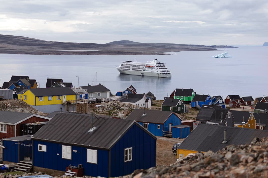 Silversea Cruises Silver Cloud Greenland Exterior ©Silversea Cruises Ltd