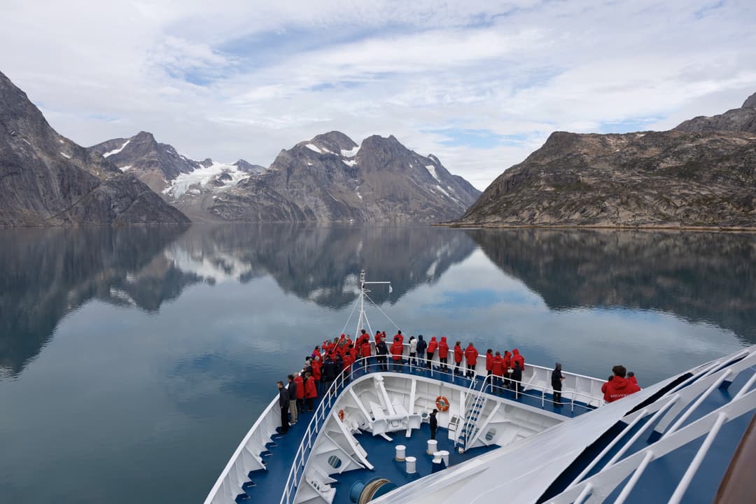 Silversea Cruises Silver Wind Bow Greenland Exterior ©©Silversea Cruises Ltd