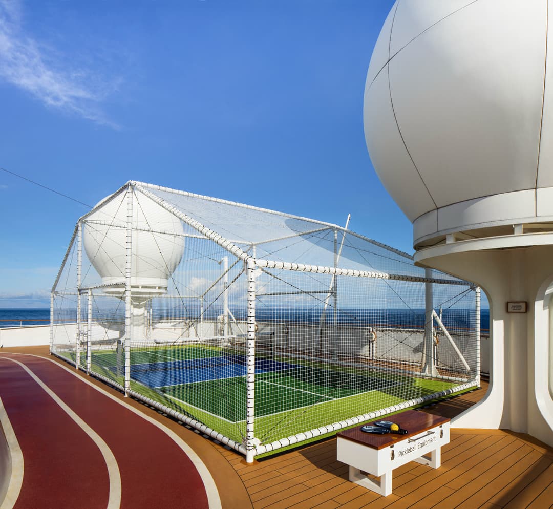 ©Silversea Cruises Silver Moon Pickle Ball Court