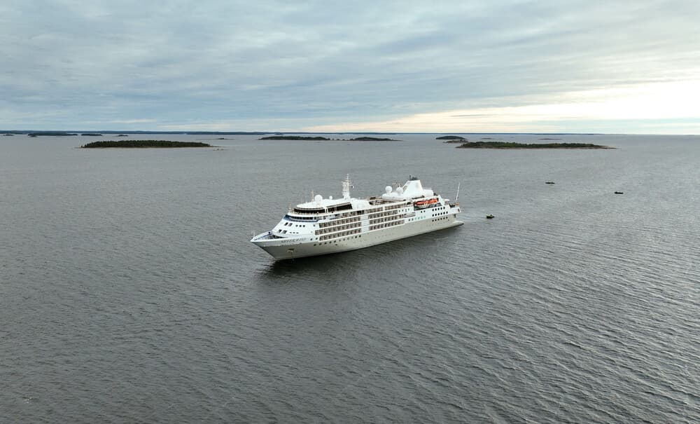 Puerto Williams to King George Island