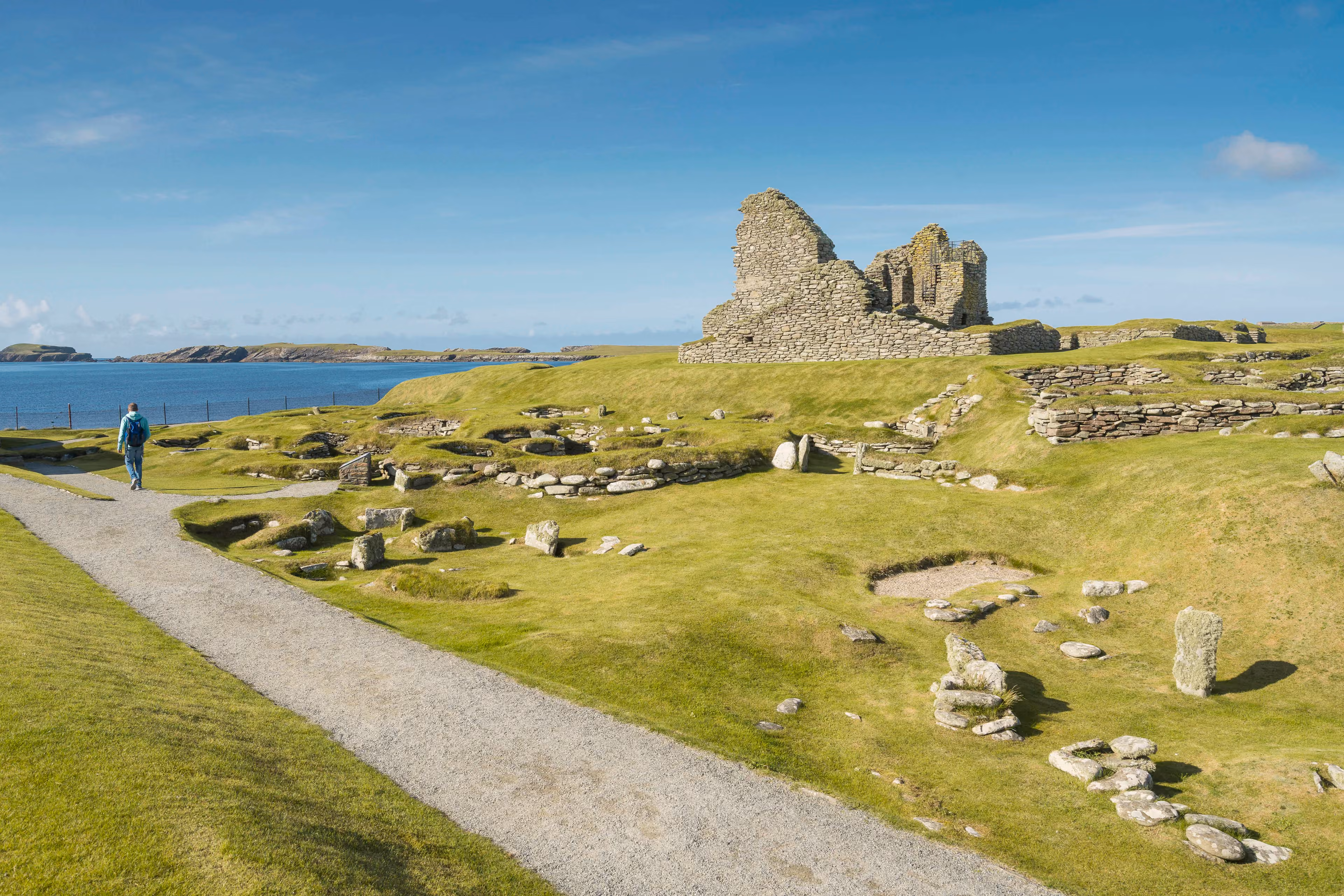 Scotland to Spitsbergen: Puffins, Sea Ice and Wildlife